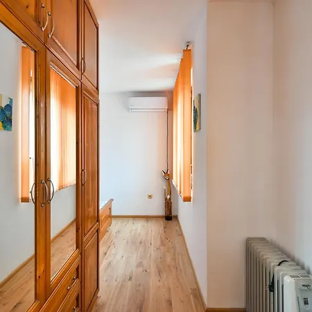Thermae, Steps From The Sea With Free Parking Apartment Varna