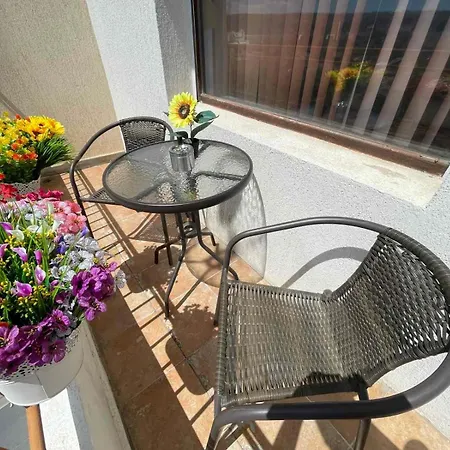 Thermae, Steps From The Sea With Free Parking *